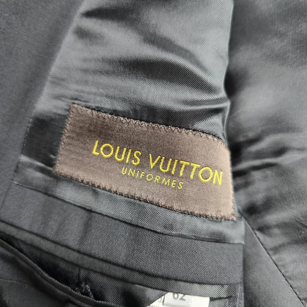 Louis Vuitton Uniformes Blazer Mens 62 Black Wool 2-Button Sportscoat Jacket
